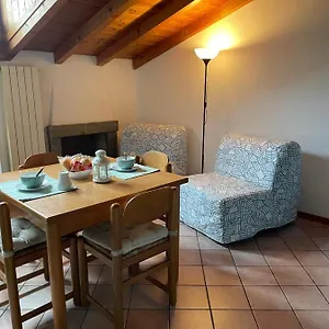 Apartment La Casa Rustica Di Ale E Becky