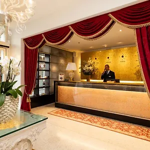 4* Hotel A La Commedia