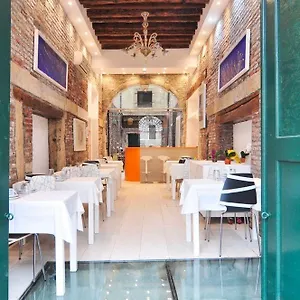 3* Hotel Al Mascaron Ridente